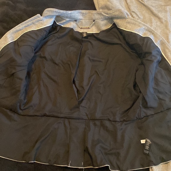 The office! Cute gray suit perfect business attire, by WHBM. - Picture 2 of 9